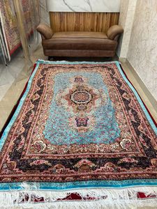 Alfombra de Diseño Moderna y Elegante, Hecha a Mano con Seda Pura, Lavable, Antideslizante, para Sala de Estar o Dormitorio - Product Image 1