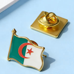 Distintivi Patriottici in Lega di Zinco Smaltati Tricolore, Accessori Elettroplaccati per Diplomatici e Collezioni - Product Image 1