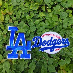 <span class=keywords><strong>La</strong></span> Dodgers Logo Vá Thể Thao Tùy Chỉnh Bán Buôn Bóng Chày Lớn Chenille Chữ Thêu Sắt Trên Các Bản Vá Lỗi Dính Cho Quần Áo - Product Image 5