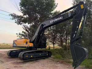 Excavadora Usada HYUNDAI 305LC-9T de 30 Toneladas, Maquinaria de Construcción de Tamaño Mediano de Segunda Mano - Product Image 3