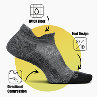Chaussettes de fitness rembourrées avec logo personnalisé pour hommes, vente en gros de chaussettes de compression pour le sport, le marathon et la course sur sentier de randonnée
