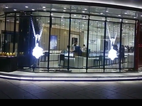 Panneau lumineux commercial programmable à écran d'affichage transparent intelligent LED d'extérieur durable pour façade publicitaire géant