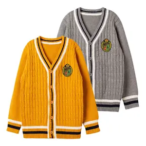 OEM/ODM 새로운 디자인 가디건 스웨터 남성 긴 소매 고등학교 니트웨어 디자이너 겨울 니트 가디건 스웨터