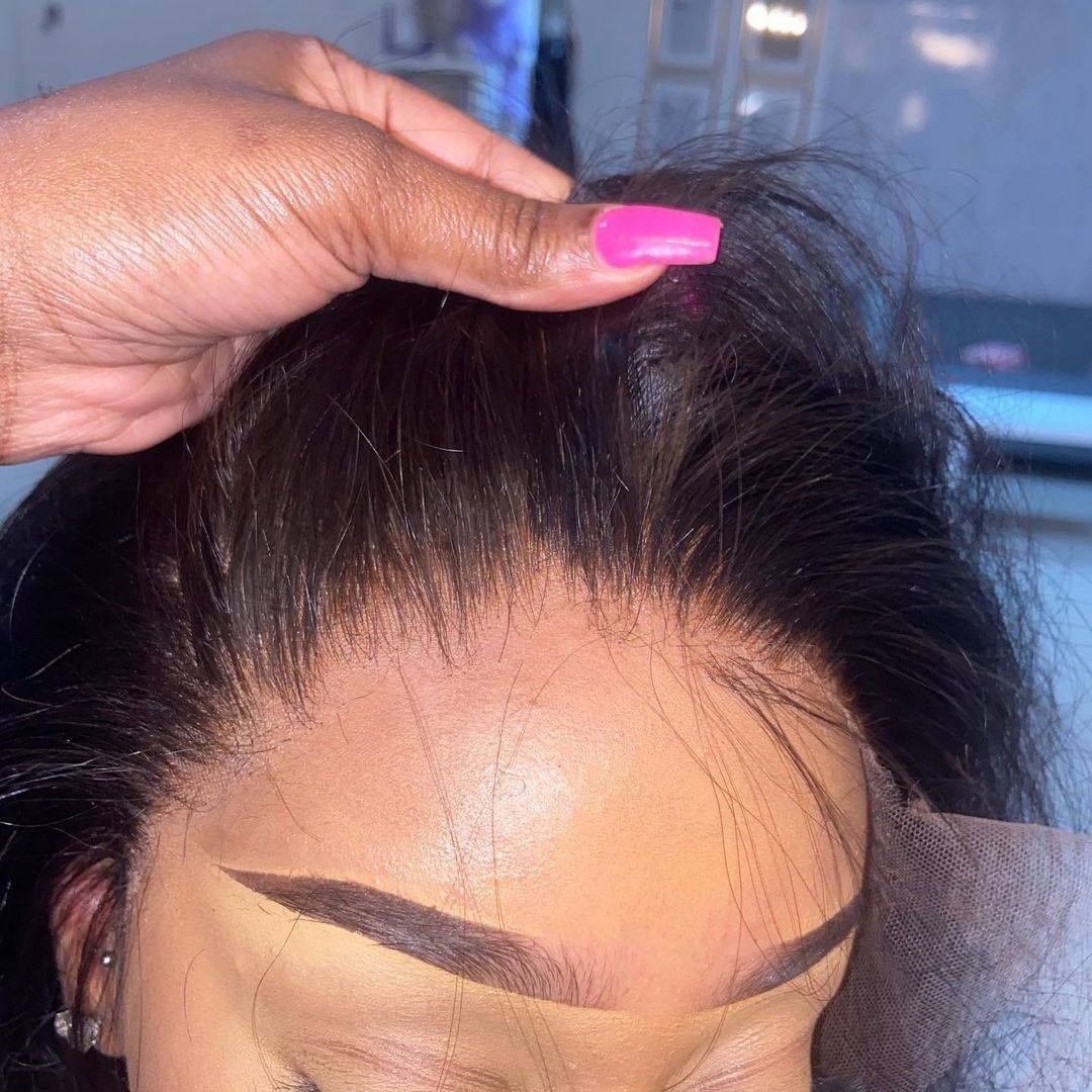 Perruque de dentelle transparente