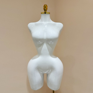 Mannequin Torse <span class=keywords><strong>Femme</strong></span> <span class=keywords><strong>Grande</strong></span> <span class=keywords><strong>Taille</strong></span> aux Formes Généreuses avec Fessier Imposant, Haut du Corps en Tissu, Vente en Gros au Meilleur Prix - Product Image 4