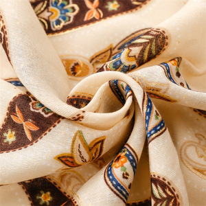 Châle de protection solaire de style <span class=keywords><strong>ethnique</strong></span> pour femme, imprimé floral cachemire, foulard, écharpe, hijab, voile musulman - Product Image 2