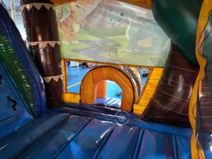 Château gonflable géant T-Rex - Toboggan à thème jurassique pour enfants, maison de rebond avec toboggan, combo gonflable - Product Image 5