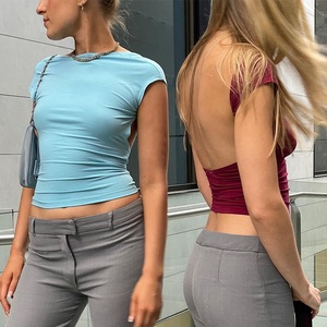 Haut Court Sexy Sans Dos d'Été en Gros, Streetwear Y2K, T-shirts Basiques Solides pour Femmes et Filles <span class=keywords><strong>Noires</strong></span>, Vêtements pour Femmes - Product Image 4