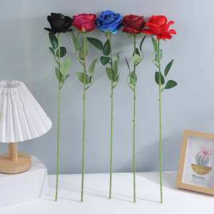 Fleur artificielle en velours, petite rose en soie avec épines, centre <span class=keywords><strong>de</strong></span> table pour décoration <span class=keywords><strong>de</strong></span> mariage, <span class=keywords><strong>bouquet</strong></span> <span class=keywords><strong>de</strong></span> roses en gros - Product Image 3