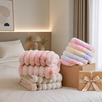 Couverture double en fausse fourrure arc-en-ciel super douce et épaisse pour l'hiver