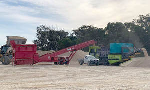 Usine mobile de concassage et de criblage de 100 Tph, concasseur à percussion mobile portable pour minerai de fer, pour l'exploitation minière et les carrières - Product Image 6