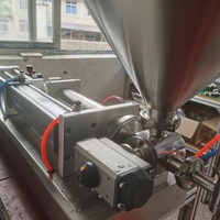 Machine semi-automatique à pâte liquide personnalisable pour boisson lait jus sauce crème glacée parfum huile eau bouteille-verre bière