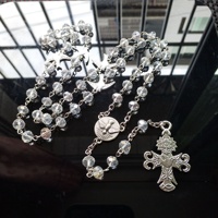 Collier pendentif croix en cristal transparent, 59 perles, cinq décades, collier de prière catholique avec colombe blanche et Esprit Saint, crucifix