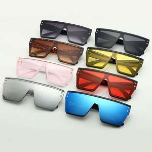 Lunettes de soleil vintage tendance unisexe à verres monobloc avec logo personnalisé, protection UV400, monture carrée plate pour femme - Product Image 6