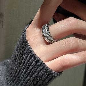 S925 Pure Silver Micro-Inlaid Zircon Ring Niche Design Light Luxury & Vintage Style Simple Fashionable Personalized Curved Bag - Product Image 3