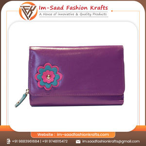 Durable <b>Medium</b> <b>Size</b> Ladies Genuine Leather Wallet with 3D Flower Design Waterproof <b>Purse</b> Multiple Card Cash Compartments Clutch - Product Image 5