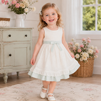 Robe d'été blanche brodée à œillets pour filles, sans manches, avec nœud rayé menthe à la taille et ourlet à volants, jupe trapèze pour la maternelle et le quotidien