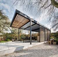Pergola solaire photovoltaïque en aluminium pour jardin avec un design moderne résistant à la pluie et un toit à ouverture électrique