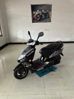 Scooter à essence Yamaha Xunying 125cc d'occasion, moto à pédale 125cc d'occasion à vendre