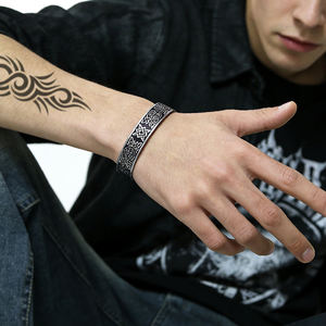 กำไลข้อมือสไตล์ไวกิ้ง นอร์ดิก เซลติก น็อต รูน วินเทจ สแตนเลส สำหรับผู้ชาย สไตล์พังก์ แบบเปิด กำไลหนา - Product Image 4