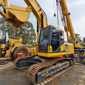 Excavadora Usada Komatsu PC220-6/7/8 de 22 Toneladas en Excelentes Condiciones de Funcionamiento, Motor PLC, Caja de Cambios, Bomba, 110kw de Potencia, Rodamientos para Minería - Product Image 1