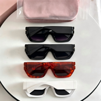 Lunettes de soleil polarisées rétro classiques carrées style pilote à monture plate UV400 avec verres PC blancs dégradés, monture intégrale en acétate de designer pour le sport