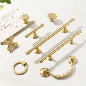 Ensemble de poignées et boutons de meubles en laiton, poignées de placard traditionnelles en forme de barre pour tiroirs de cuisine et salle de bain, quincaillerie durable - Product Image 1