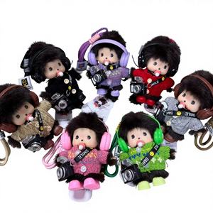 Peluche Munchi avec écouteurs, la poupée est portée en bandoulière, peluche lumineuse avec appareil photo, vêtements pour poupée - Product Image 1