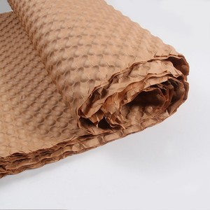 Emballage recyclable respectueux de l'environnement avec <span class=keywords><strong>rouleau</strong></span> de <span class=keywords><strong>papier</strong></span> nid d'abeille pour l'absorption des chocs, l'étirement et les caractéristiques dégradables - Product Image 1