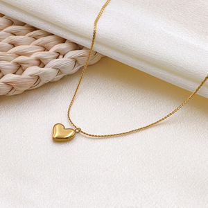 Heart Pendant Necklace Gold Titanium Steel Clavicle Chain Unisex Everyday Wear - Product Image 4