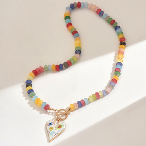 Collier pendentif pour femmes en gros, collier en perles de verre colorées, collier avec pendentif en forme de cœur peint en dessin animé - Product Image 6