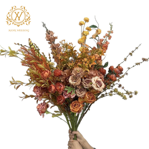 Fleurs décoratives couleur café et caramel pour la décoration de mariage, sur le thème de l'automne, en soie - Product Image 5