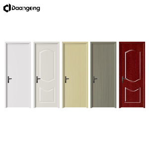 أبواب داخلية مسطحة بتصميم بسيط من الخشب الهندسي، جاهزة للطلاء لمشاريع تجديد الشقق - Product Image 4