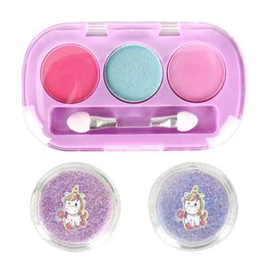ZYRA TOYS ZR-31A Kit de Brillo Labial con Anillo de Princesa, Marca Privada, Juguete Infantil, <span class=keywords><strong>Maquillaje</strong></span> DIY, <span class=keywords><strong>Set</strong></span> de Belleza con Mochila de PVC para <span class=keywords><strong>Niñas</strong></span> Pre-adolescentes - Product Image 3