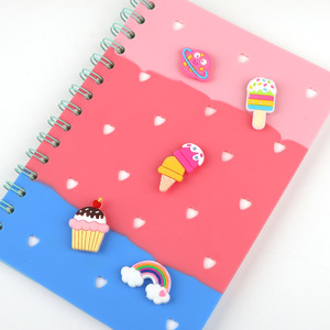 Diario a spirale con ornamenti a cartone animato, copertina cava sfumata multicolore, accessori rimovibili per documentazione - Ingrosso a basso costo - Product Image 1