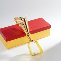 Trophée en métal et cristal haut de gamme, sur mesure, pour récompense du personnel de la conférence annuelle de l'entreprise, plaque commémorative, prix bas