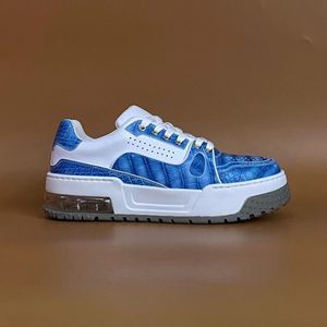 Baskets plateforme pour homme en cuir de crocodile 100% bleu, lacets blancs, chaussures décontractées épaisses, confort toute saison - Product Image 5
