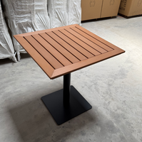 Ensemble de table et de chaises de restaurant moderne en alliage d'aluminium durable pour restaurant, ferme, parc