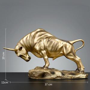 Vente en gros de pièces maîtresses en résine pour la décoration de la maison <span class=keywords><strong>taureau</strong></span> doré décor luxe moderne haussier fengshui boeuf doré statue de <span class=keywords><strong>taureau</strong></span> - Product Image 4