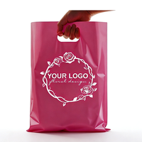 Sacs de courses en plastique personnalisés avec logo, sacs de courses en plastique imprimés sur mesure avec poignée, faible MOQ 100, sacs de boutique en plastique avec poignée découpée