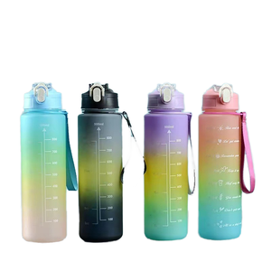 Tristan Bouteille en plastique géante 2L sans Bpa avec couvercle de motivation étanche Eau chaude Applicable Gallon en plastique à grand volume - Product Image 6