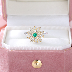 <span class=keywords><strong>Anello</strong></span> da Donna in Argento S925 Placcato Rodio con Smeraldo Verde Sintetico da 0,25 Carati a Forma di Margherita - Product Image 4