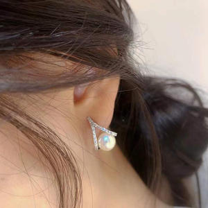 S925 Silver DIY Pearl Accessories Fashionable 8-10mm Round Beads 21412 Concealer <b>Earrings</b> with Empty <b>Holder</b> - Product Image 2