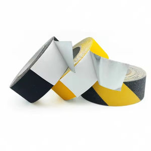 Cinta Antideslizante de Papel de Aluminio Impermeable con Superficie de Tracción Resistente a los Deslizamientos para la Seguridad de Pisos y Escaleras Interiores y Exteriores - Product Image 5