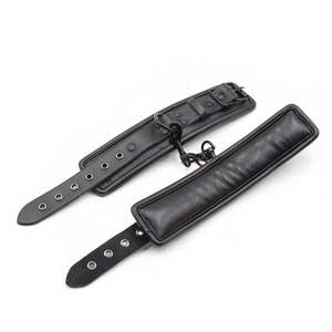 Muñeca BDSM Restricciones de cuero negro Puños, fetiche Adulto Sumiso Mano y pies Restricciones corporales - Product Image 3