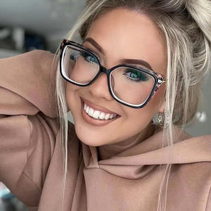 95811 Hot INS, anteojos cuadrados clásicos de gran tamaño, marcos de PC, logotipo propio personalizado, gafas antiluz azul, <span class=keywords><strong>lentes</strong></span> de moda al por mayor - Product Image 2