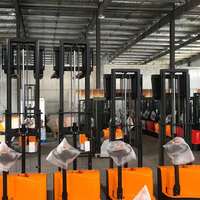 Chariot élévateur à palettes électrique ETERLIFT 1,5 tonne, hauteur de levage 1600 mm, jambes larges, largeur de fourche 550/685 mm, utilisation en intérieur