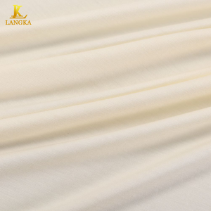 Tissu en jersey simple 95% modal 5% élasthanne 170GSM - Doux, extensible et respirant pour T-shirts, sous-vêtements et vêtements de détente - Product Image 3
