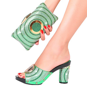 Scarpe e Borse da Donna per Feste, <span class=keywords><strong>Ciabatte</strong></span> <span class=keywords><strong>con</strong></span> <span class=keywords><strong>Pietre</strong></span> Abbinate alla Borsa <span class=keywords><strong>con</strong></span> Strass per Tacchi da Donna, Occasioni di Matrimonio e Feste - Product Image 5