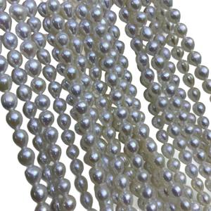 Collier de perles d'eau douce naturelles blanches 4-5-6mm, goutte d'eau courte, dispersion forte de la lumière, perle semi-finie - Product Image 5